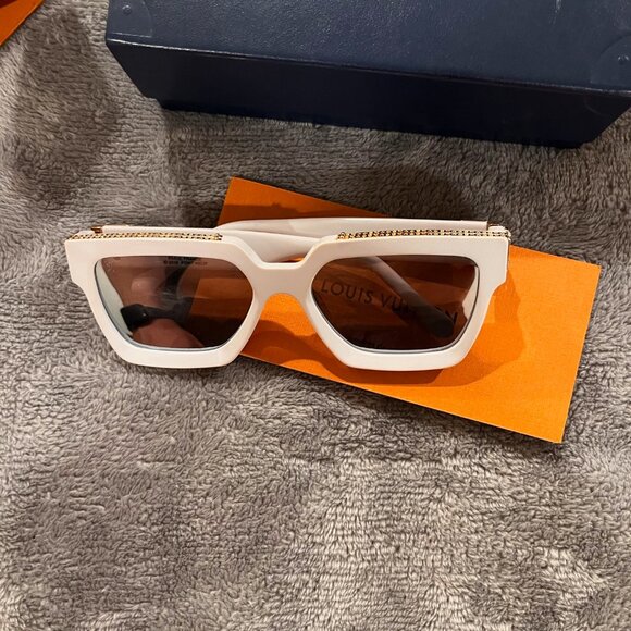 Louis Vuitton - White/Gold Millionaire Sunglasses - Picture 1 of 8